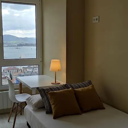 R2R - Precioso Apartamento Con Vistas Al Mar - C01A05 *